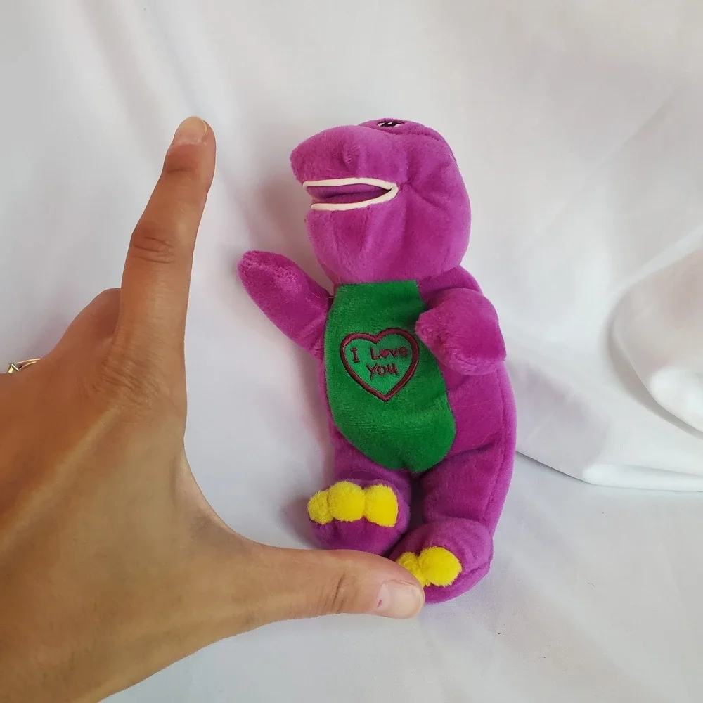 Vintage‎ Barney Plush animal. I love you heart on chest Beanbag Stuffed NO SOUND